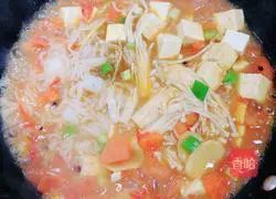 Illustration of how to make fish head stew with tomato sauce 14