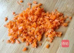 Illustration of how to steam carrots and minced meat 3