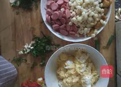 (Egg, Corn, Ham Sausage) Fried Steamed Buns Illustration 3