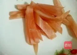 Illustration of how to make Qianjiang chicken offal 6