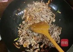 Illustration of home-cooked fish-flavored shredded pork 5