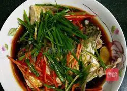 Illustration of how to make steamed grass carp 3