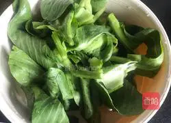 Illustration of how to make shrimp and rapeseed sprouts 2