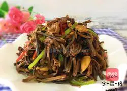 Illustration of how to make fried pork belly with tea tree mushrooms 11