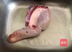 Baked beef tongue in casserole Illustration of how to do it 1