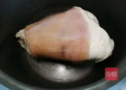 #Hebei cuisine# Braised pork elbow recipe illustration 8