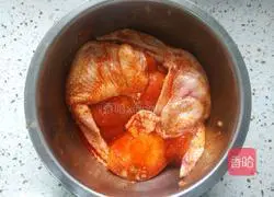 Illustration of how to make chicken wings with rice 3