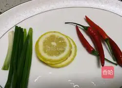 Thai Lemon Bass Recipe Illustration 4