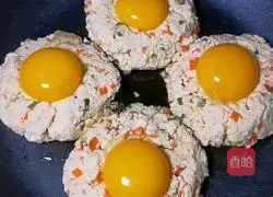 Illustration of how to make sun eggs 4