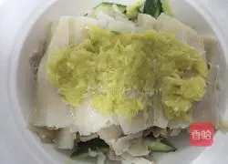 Illustration of how to make garlic white meat 13