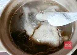 Huo Shan Illustration of how to make Dendrobium stewed chicken 8