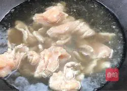 Illustration of how to make boiled chicken slices 8