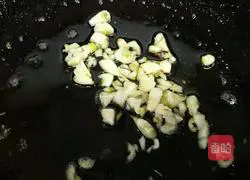 Illustration of how to make hairtail fish in tomato sauce 6