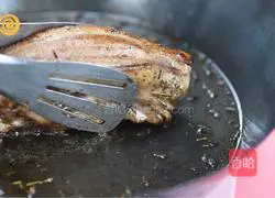 Illustration of how to make pan-fried duck breast 8