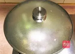 Sichuan - Illustration of how to make garlic white meat 4