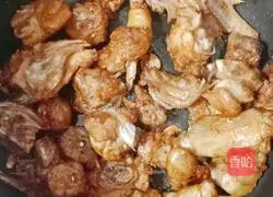 Illustration of how to make braised duck with winter melon in rice cooker 12