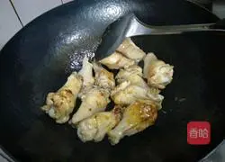  Illustration of how to make braised chicken wings 2