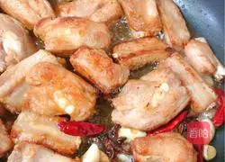 Illustration of Homemade Pork Ribs Stewed with Potatoes 11