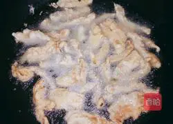 Illustration of how to make spicy crispy pork 11