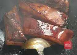 Illustration of how to make pork with pickles and vegetables 1