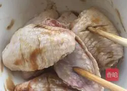 Illustration of how to make beer-flavored chicken wings 2