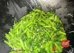 Hot and sour water spinach recipe 6
