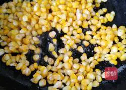 Illustration of how to make three-color corn 3