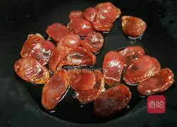 Illustration of how to make fried sausage with broccoli 5