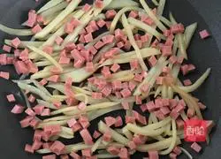 Illustration of how to make shredded potato egg pancakes (quick breakfast) 2