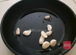 Illustration of how to cook pork belly with garlic 6