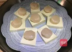 Illustration of how to make steamed tofu with scallops in drum sauce 8