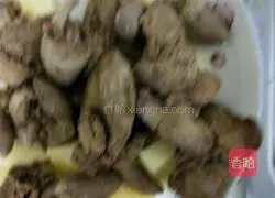 Illustration of how to make chicken liver stewed with potatoes 4