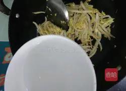 Illustration of how to make stir-fried baby cabbage 8