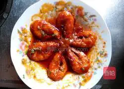 Illustration of braised prawns in oil 14