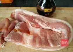 Illustration of how to make fried pork belly with soy sauce 1