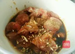 Illustration of how to make fried crispy pork 2