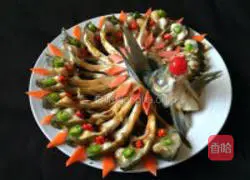 Illustration of how to make a peacock spread its tail on Wuchang fish 7