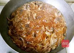 Illustration of how to make fried mushroom vermicelli 7
