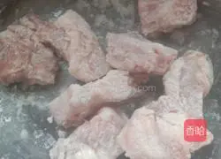 Illustration of how to make sweet and sour pork ribs 2