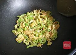 Illustration of how to make fried green peppers with egg noodles 7