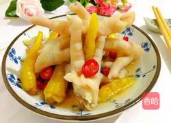 Illustration of how to make pickled pepper and chicken feet 18