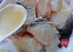 Illustration of Spicy Grass Carp Recipe 3