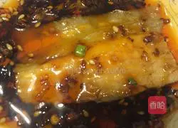 Illustration of how to make garlic white meat 16