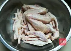 Illustration of how to make braised meat dishes (chicken wings and chicken feet) 2