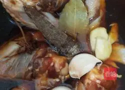 Illustration of how to make sauce-flavored chicken wings 4