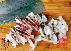 Illustration of how to make squid, fungus and fried cucumber 5