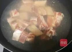 Illustration of how to make sweet and sour pork ribs 1