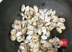 Illustration of how to make fried hala 5