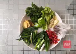 Illustration of home-style braised fish with crispy skin and tender meat 2