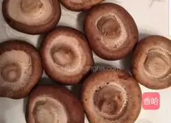 Mushrooms stuffed with eggs Illustration of how to do it 1